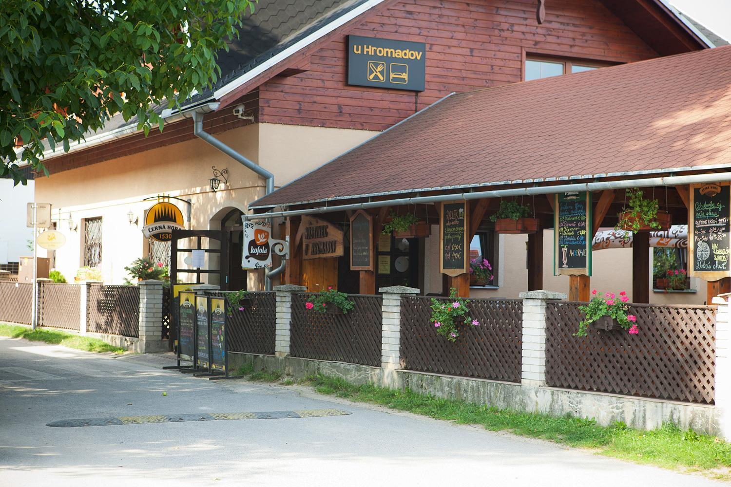 Hostinec U Hromadov - Ubytovanie V Sukromi Rajecka Lesna Exterior foto